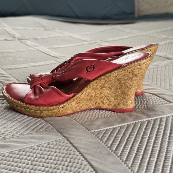 Born Women's Cork Wedge Leather Sandal, Size 8 - Picture 6 of 9